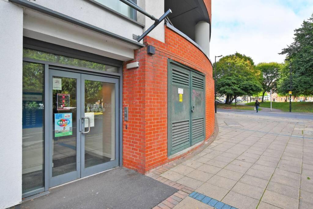 Modern, City Centre, Studio Apartment With Free Wifi, Gym Access, Netflix - West One Sheffield Exterior photo
